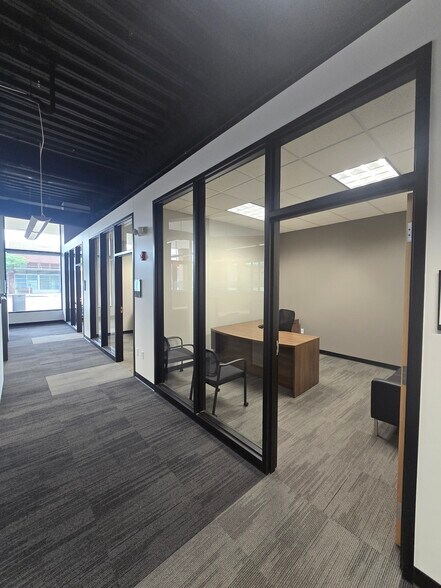 More Photos Of 505 Market St, West Des Moines Office For Sale