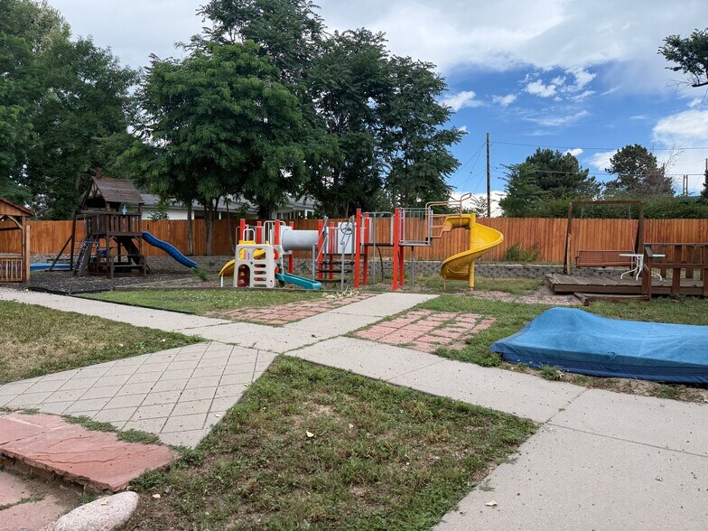 More Photos Of 1777 Kipling St, Lakewood Office For Sale