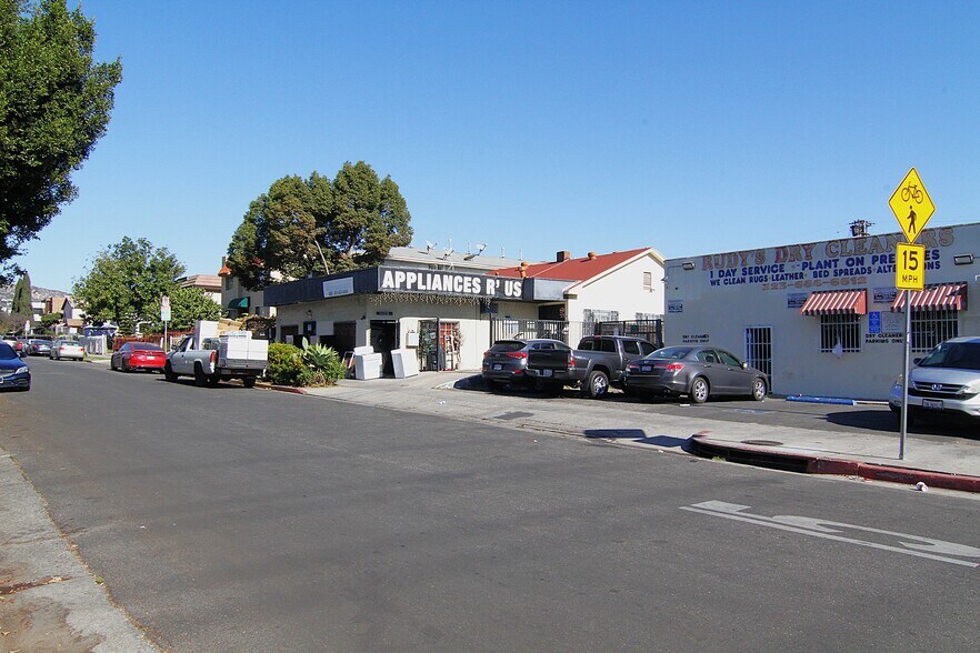 More Photos Of 1108 N Kenmore Ave, Los Angeles Storefront Retail Residential For Sale