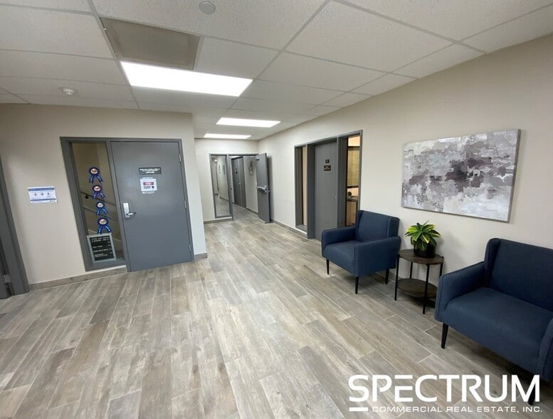 More Photos Of 24961 The Old Rd, Stevenson Ranch Medical For Lease