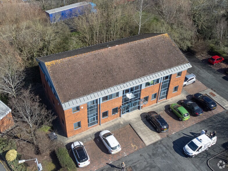 More Photos Of Wainwright Rd, Worcester Office Residential For Lease