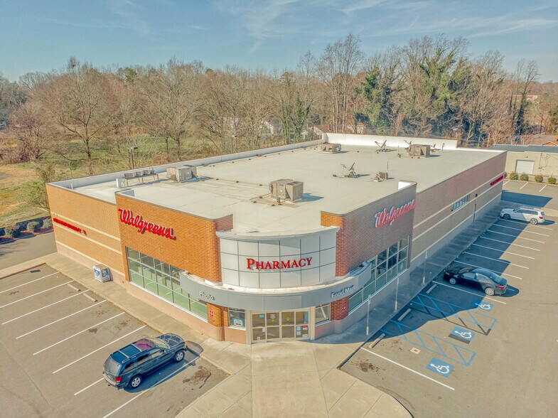 Primary Photo Of 1170 E Marion St, Shelby Drugstore For Sale