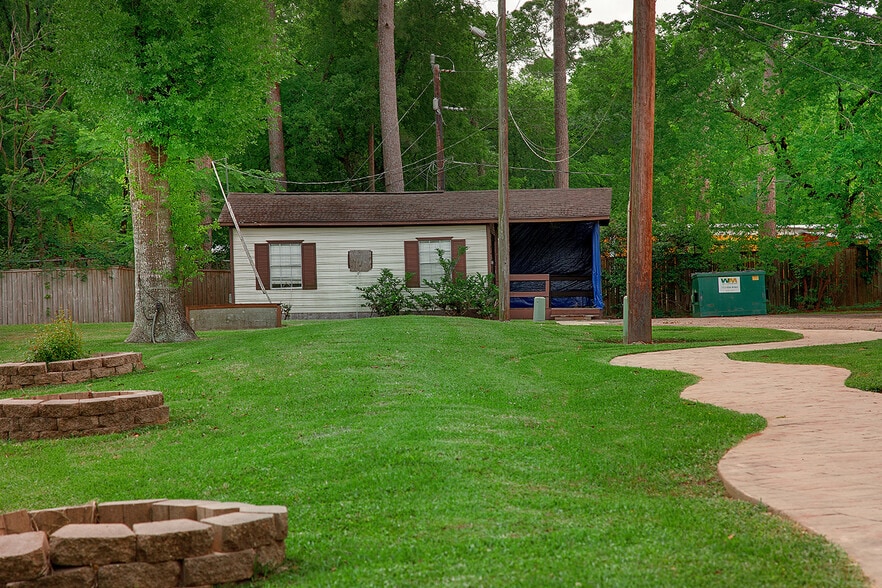 More Photos Of 23218 Aldine Westfield Rd, Spring Office For Sale