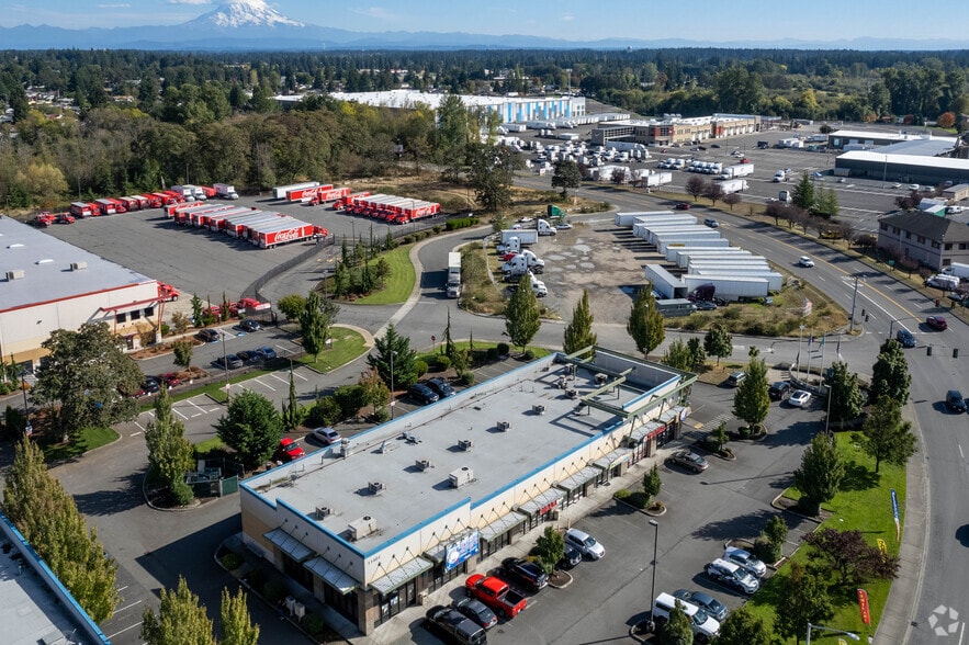 More Photos Of 11401 Steele St S, Tacoma Freestanding For Sale