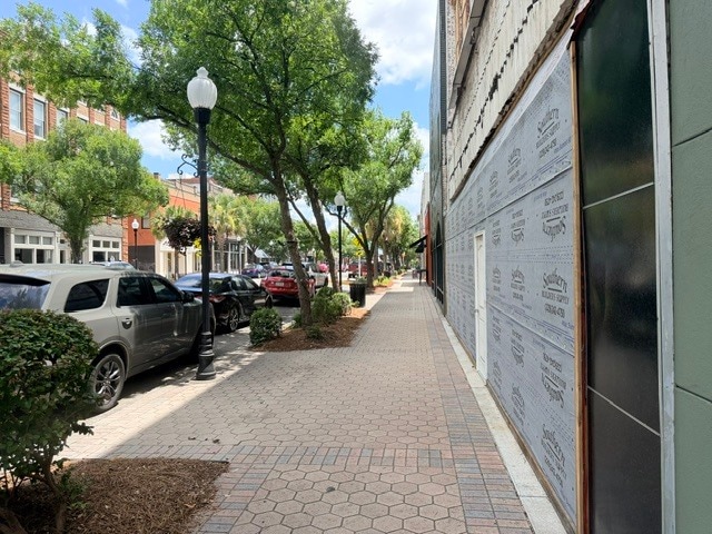More Photos Of 128-130 N Patterson, Valdosta Storefront Retail Office For Sale
