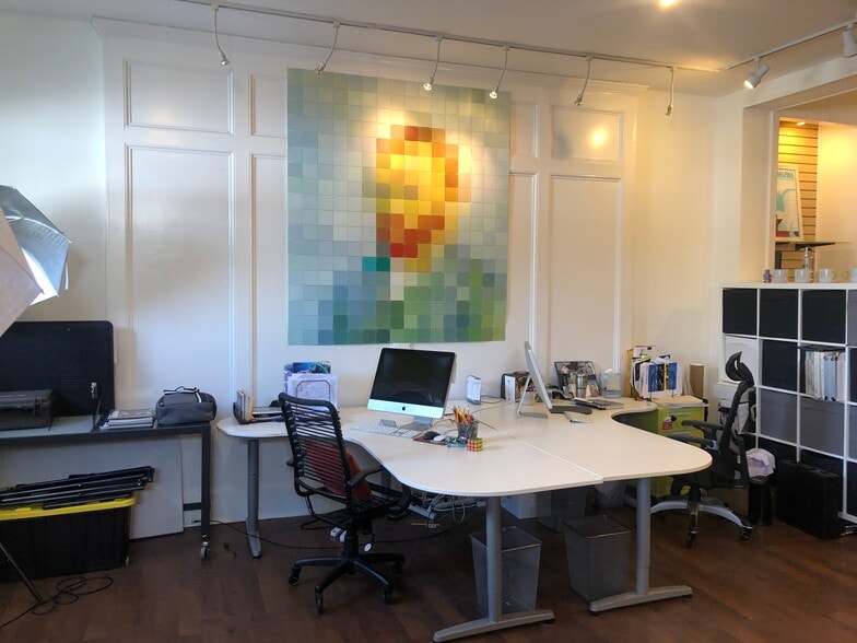 More Photos Of 893-895 Penn St, Bryn Mawr Storefront Retail Residential For Lease