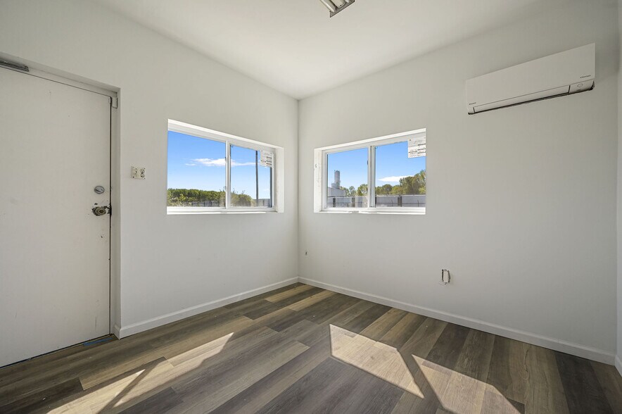 More Photos Of 435 Twin Oaks Dr, Dover Land For Lease