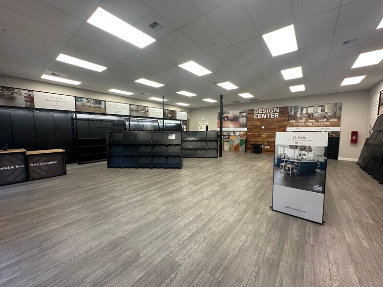 More Photos Of 145 E Stuart Rd, Bellingham Storefront Retail Office For Sale