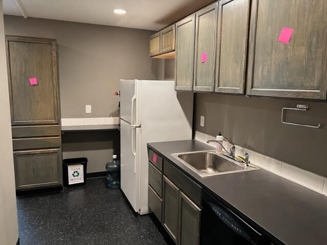More Photos Of 2100 NW 22nd Ave, Portland Office For Lease
