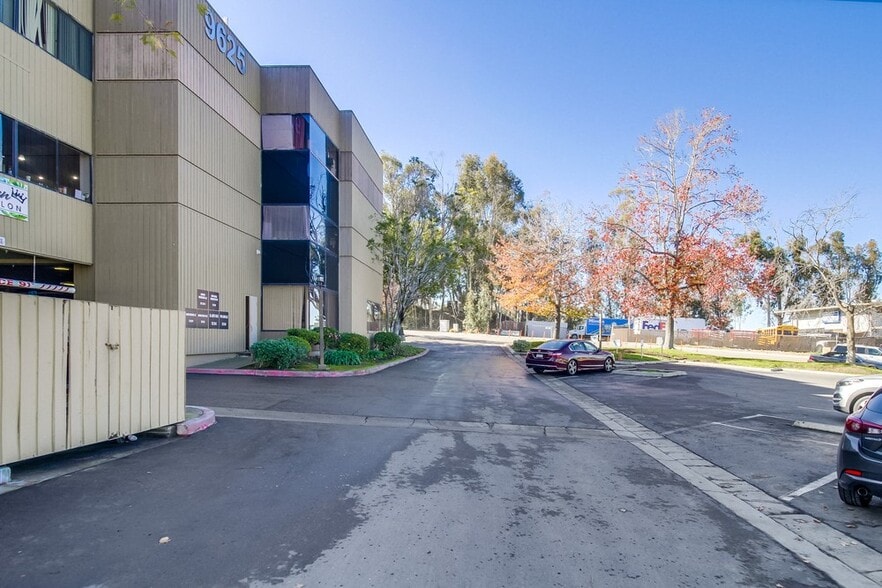More Photos Of 9625 Black Mountain Rd, San Diego Office For Sale