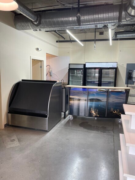 More Photos Of 5450 Leary Ave NW, Seattle Apartments For Sale