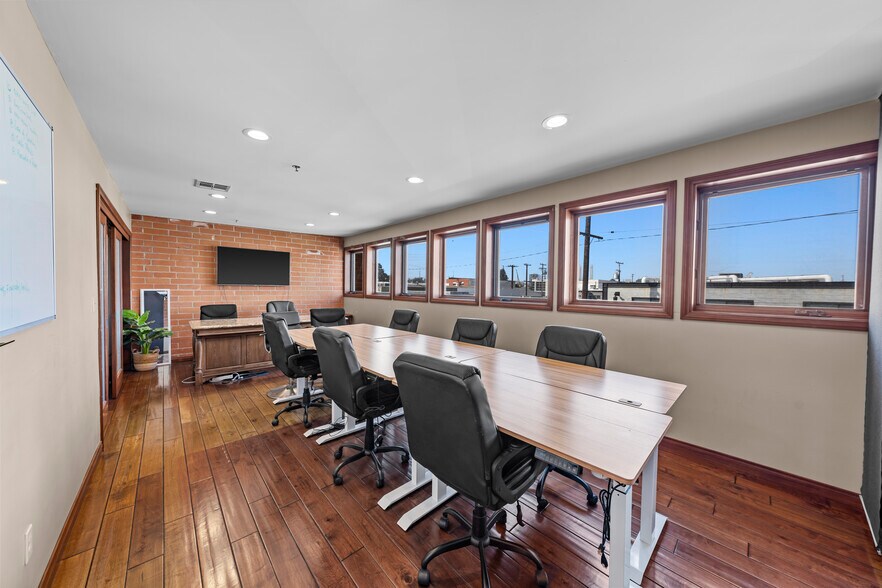 More Photos Of 122 Sheldon St, El Segundo Loft Creative Space For Sale