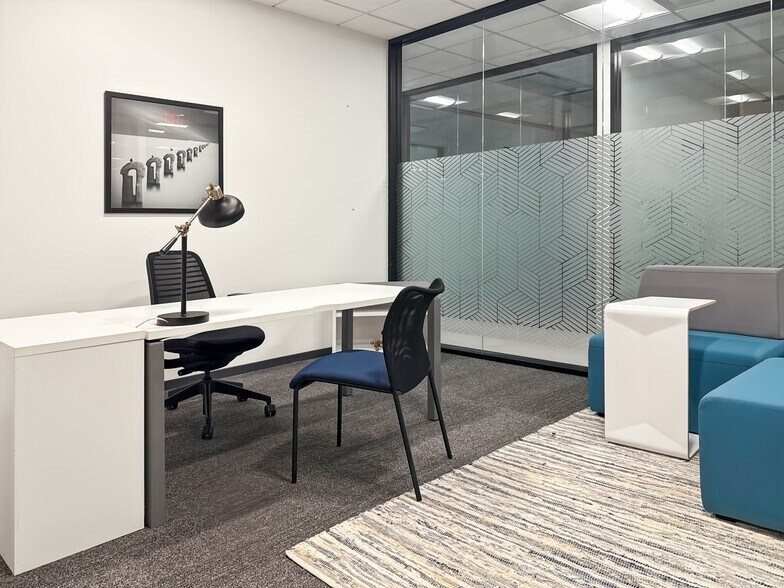 More Photos Of 5701-5741 Legacy Dr, Plano Coworking Space