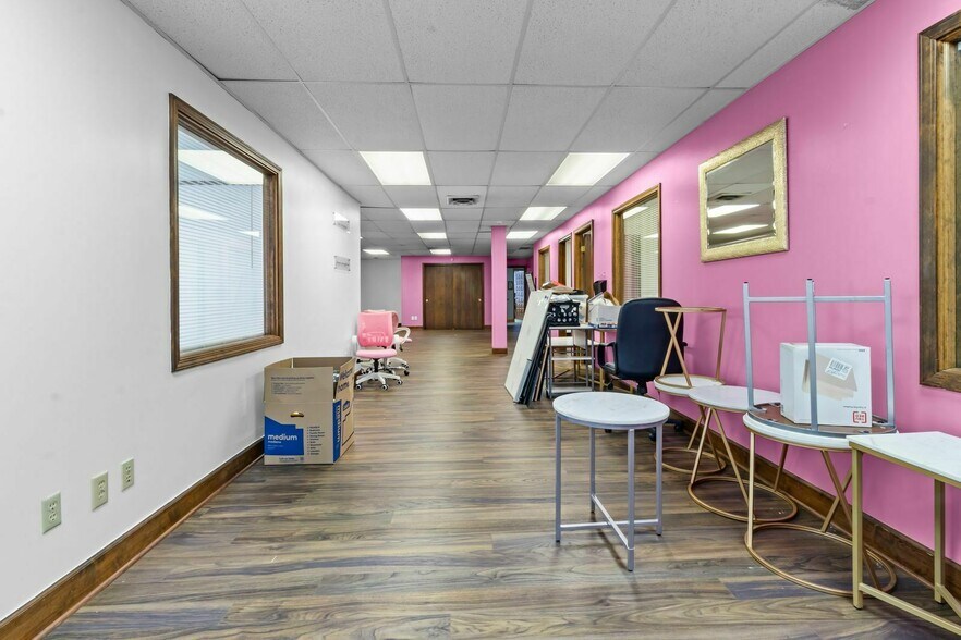 More Photos Of 3334 Founders Rd, Indianapolis Office For Sale