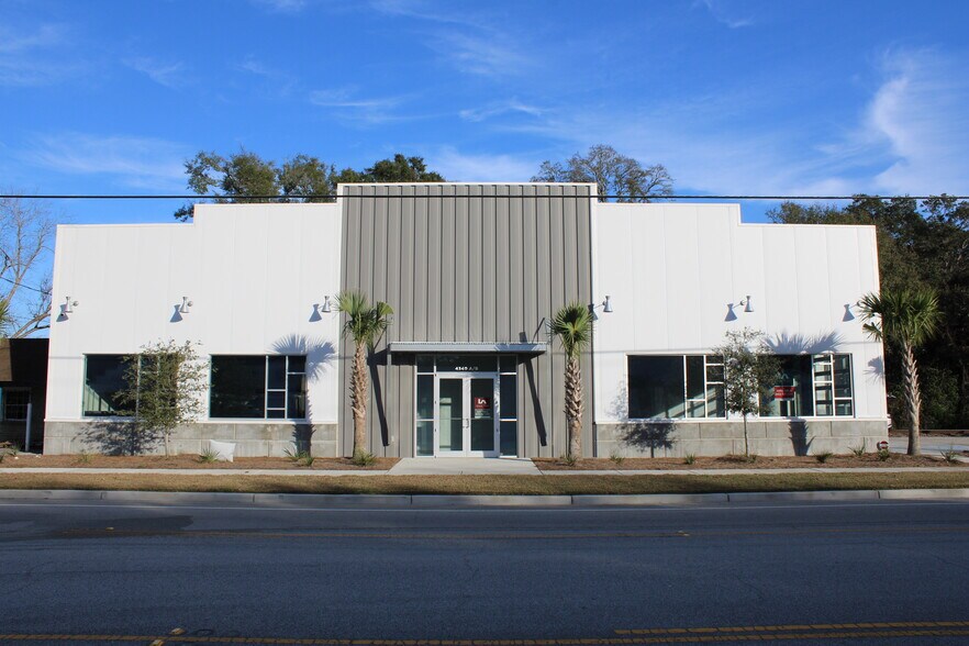 More Photos Of 4340 Spruill Ave, North Charleston Storefront Retail Office For Sale