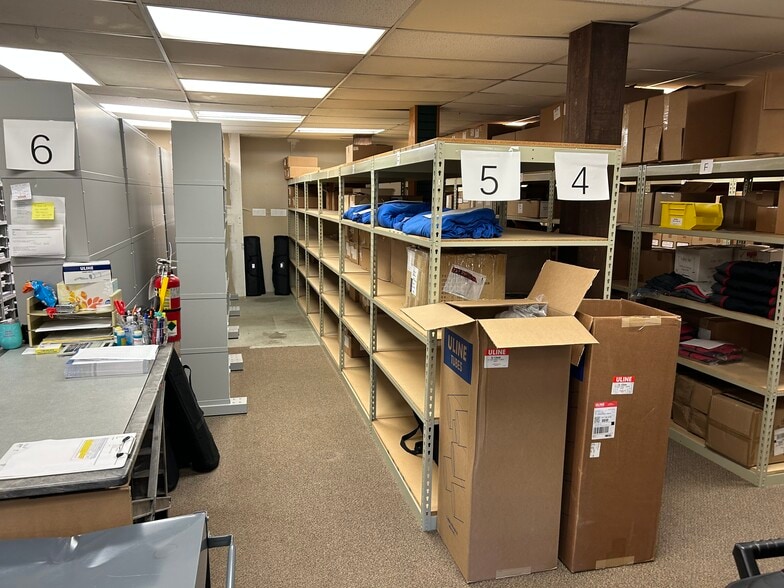 More Photos Of 60 Shillington Rd, Sinking Spring Showroom For Sale