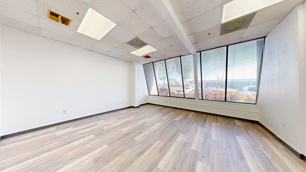 More Photos Of 13190 56th Ct, Clearwater Unknown For Lease