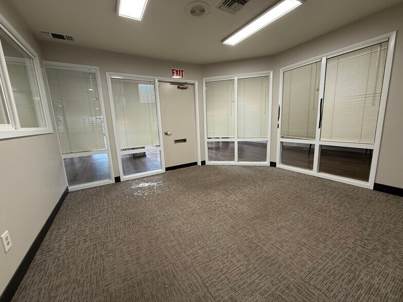 More Photos Of 1000 Delbon Ave, Turlock Medical For Lease