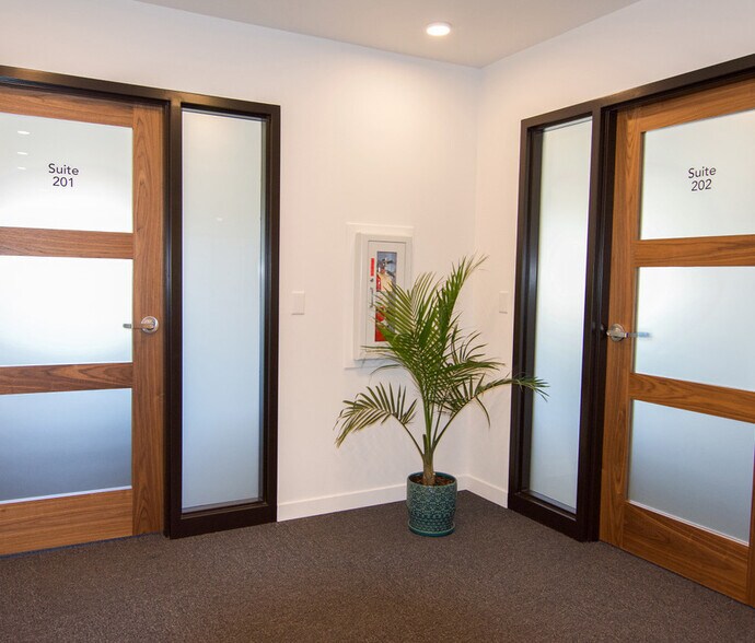 More Photos Of 4376 N Forestdale Dr, Park City Office For Lease