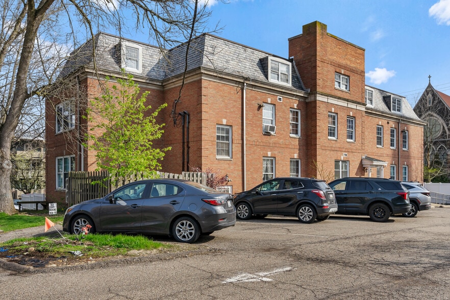 More Photos Of 5618 Kentucky Ave, Pittsburgh Medical For Sale