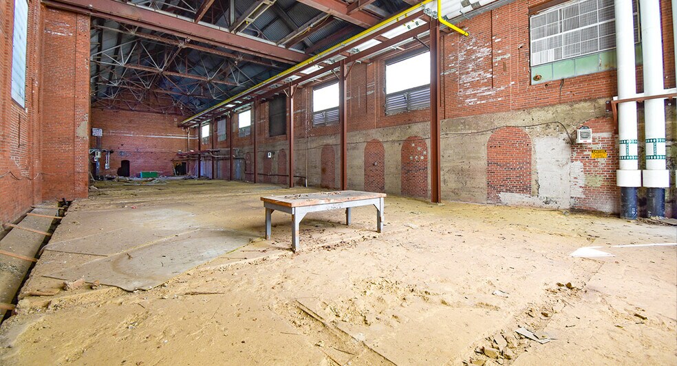 More Photos Of 6800 Cameron Dr NW, Washington Industrial For Sale