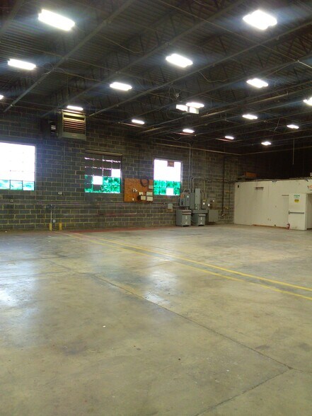 More Photos Of 1150 Sylvan St, Linden Warehouse For Sale