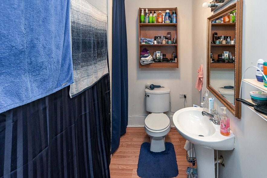 More Photos Of 304 Washington St E, Fayetteville Specialty For Sale