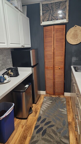 More Photos Of 2308 Perimeter Park Dr, Atlanta Office For Sale