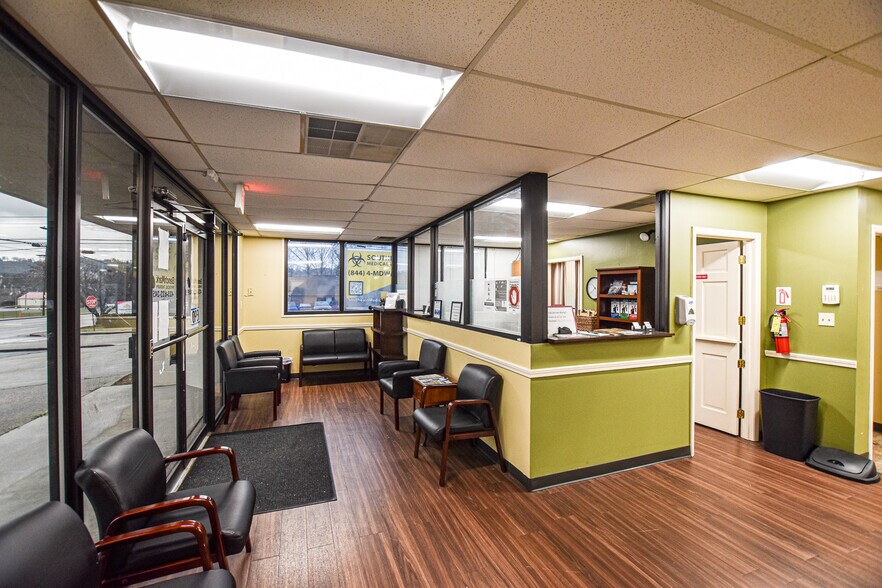 More Photos Of 1480 E 3rd St, Chattanooga Medical For Sale
