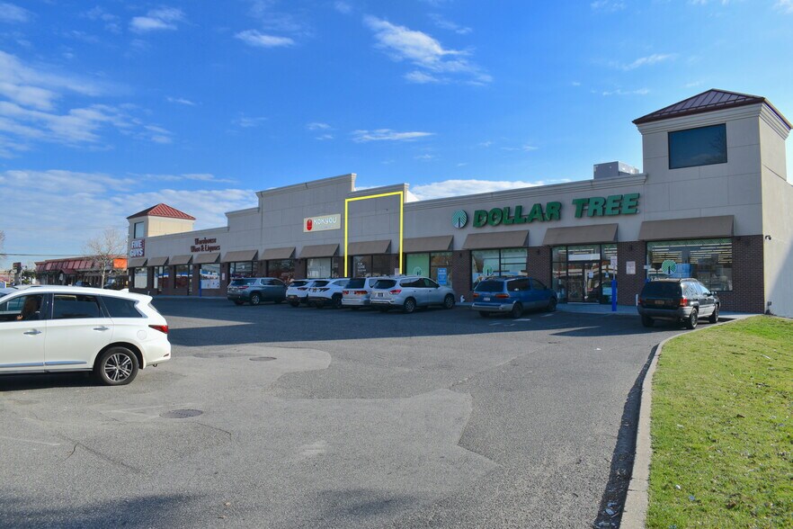 More Photos Of 2263 Broadhollow Rd, Farmingdale Unknown For Lease