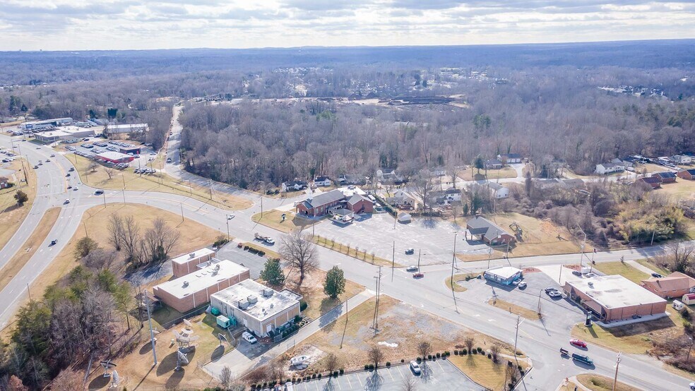 More Photos Of 3300 N Main St, High Point Land For Sale