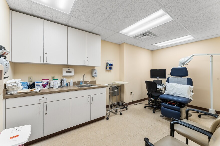 More Photos Of 1206 W Sherman Ave, Vineland Medical For Sale