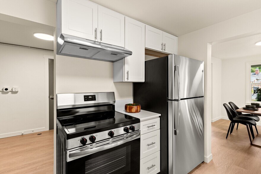 More Photos Of 14643 8th Ave SW, Burien Apartments For Sale