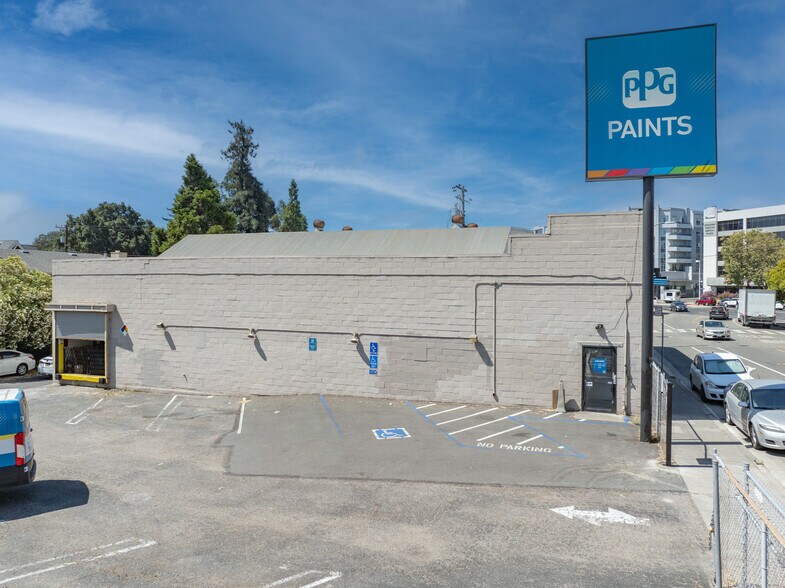 More Photos Of 3356-3378 Piedmont Ave, Oakland Freestanding For Sale