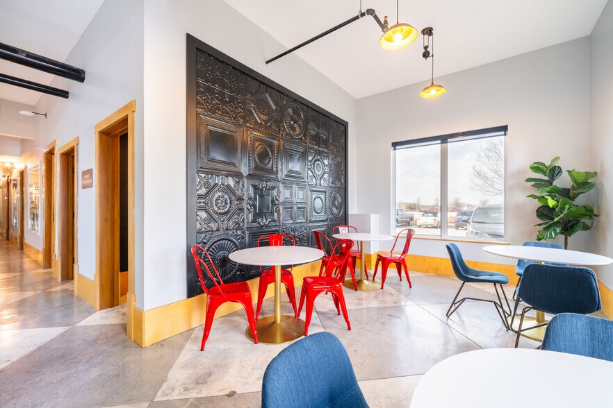 More Photos Of 6401 W Eldorado Pky, McKinney Coworking Space