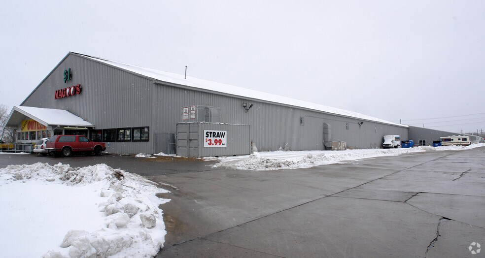 More Photos Of 1234 N Center Rd, Burton Warehouse For Lease