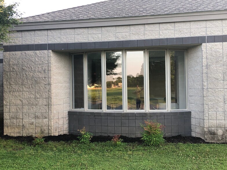 More Photos Of 9506 Hospital Ave, Nassawadox Medical For Sale