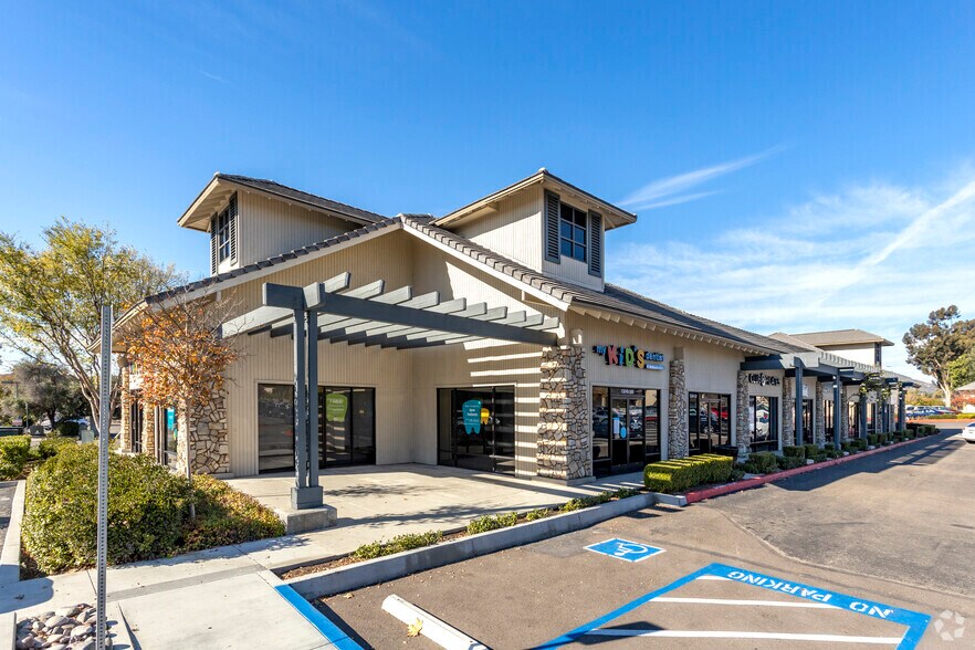 1361613654 Poway Rd, Poway, CA 92064 For Lease