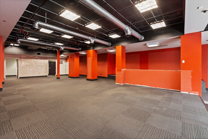 More Photos Of 615 Main St, Hyannis General Retail For Sale