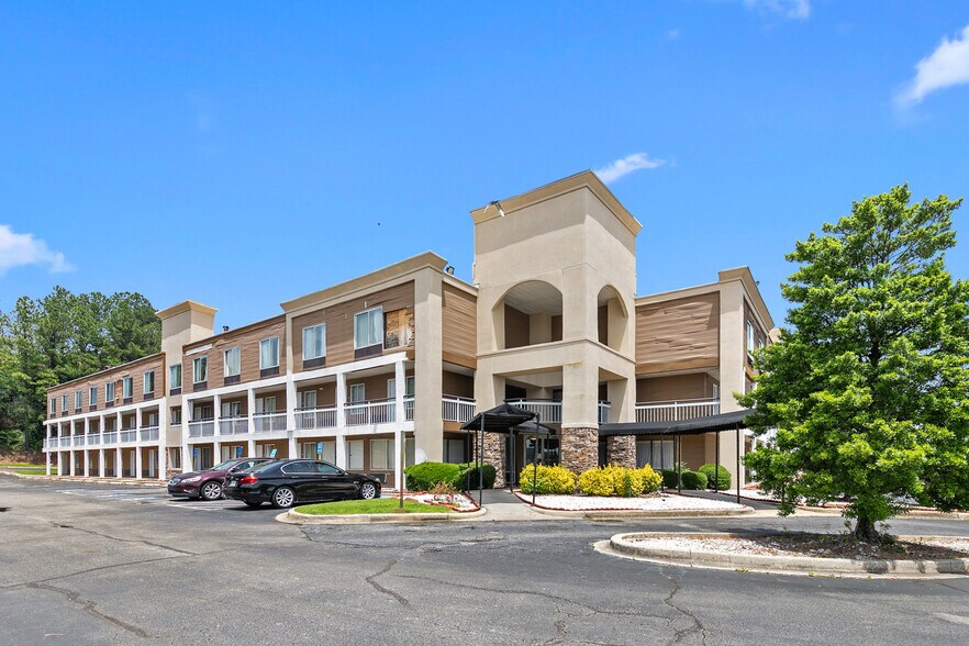 More Photos Of 155 Vulcan Rd, Birmingham Hotel For Sale