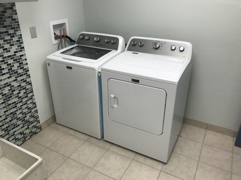 More Photos Of 1310 W St Marys Rd, Tucson Medical For Lease