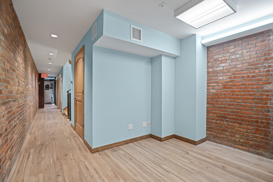 More Photos Of 2291 7th Ave, New York Apartments For Lease