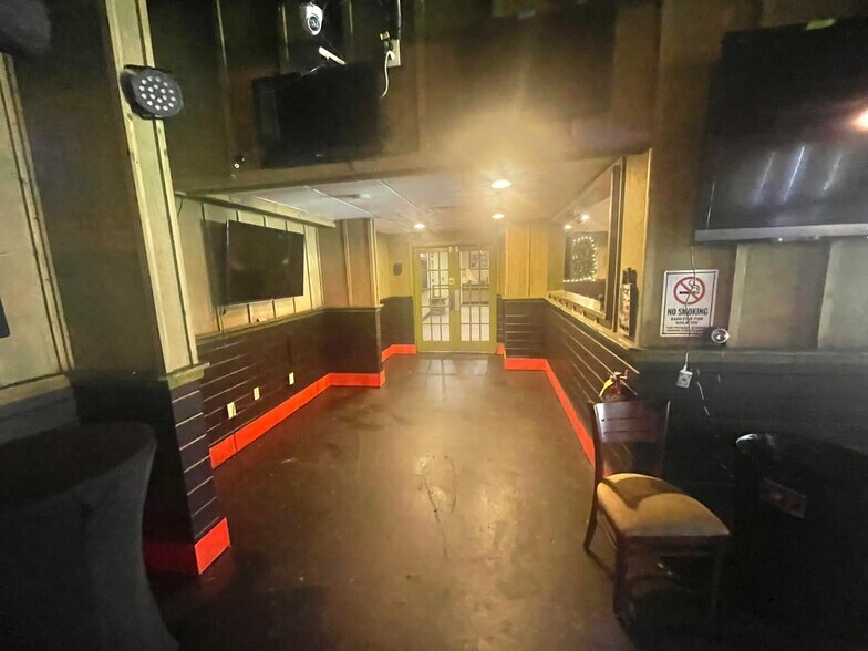 More Photos Of 1700 US-280, Phenix City Hotel For Sale