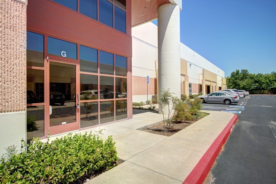 More Photos Of 871 Cotting Ct, Vacaville Warehouse For Lease