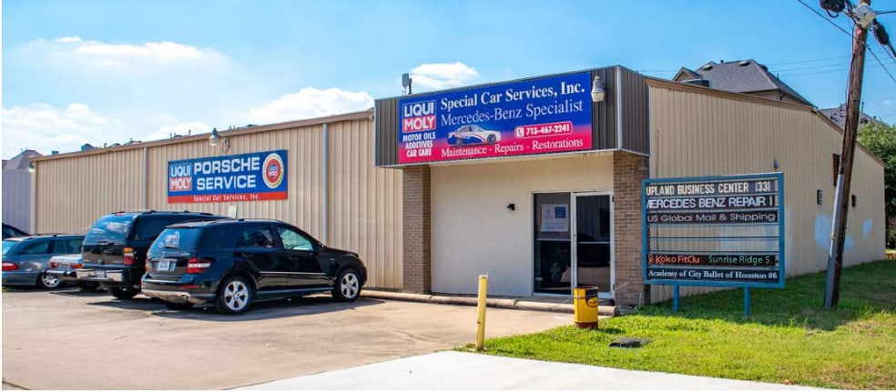 More Photos Of 1331 Upland Dr, Houston Warehouse For Sale