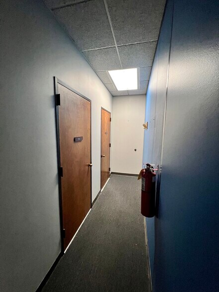 More Photos Of 1149 Executive Cir, Cary Office For Lease