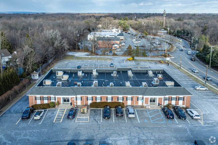 More Photos Of 541 Cedar Hill Ave, Wyckoff Medical For Lease