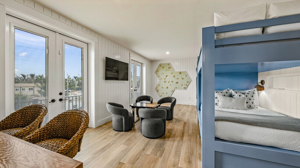 More Photos Of , Siesta Key Multifamily For Sale