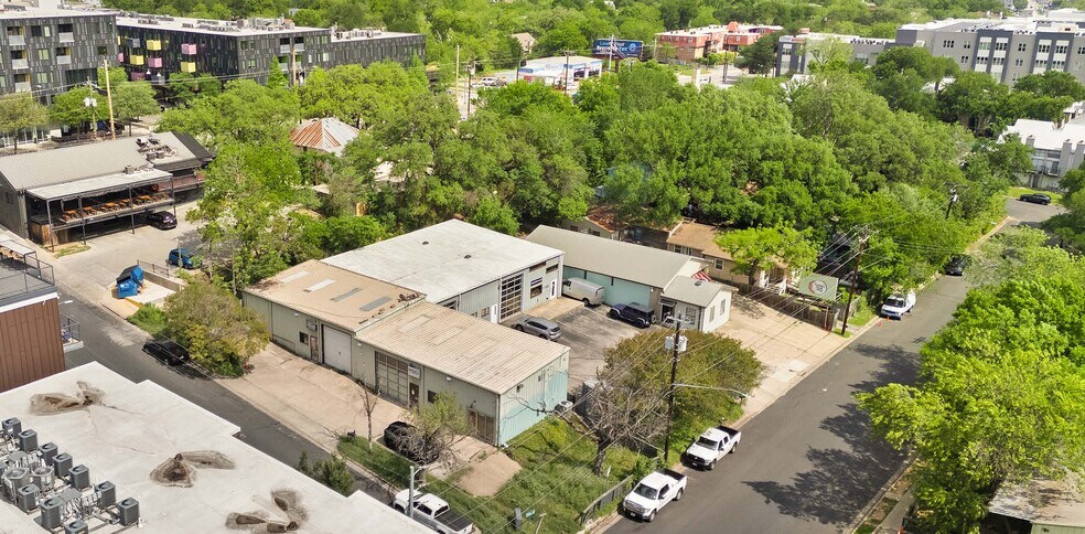 More Photos Of 1200 Gibson Lane, Austin Land For Sale
