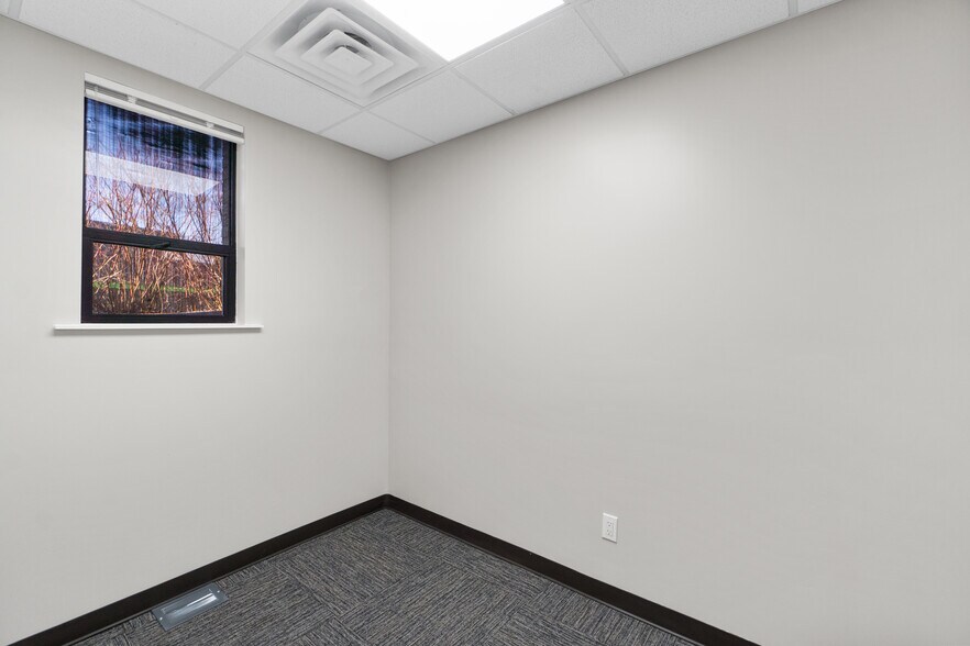 More Photos Of 1170 Clifton Ave, Clifton Office For Lease